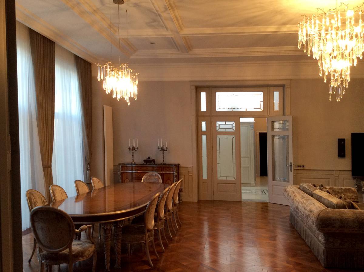 Sala da pranzo Provasi, illuminazione SERIP